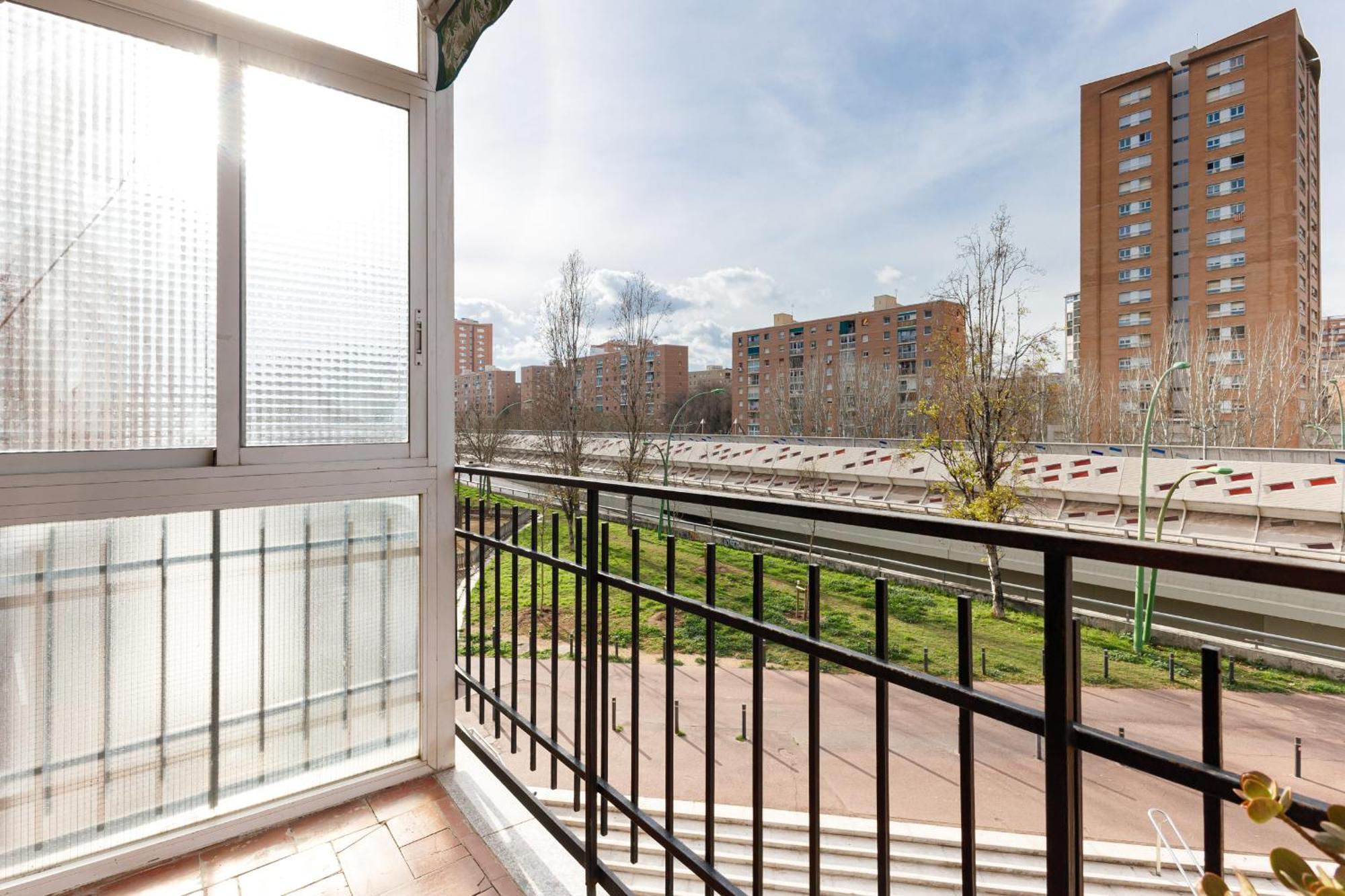 Besos - Bright Apartment Close To Congress & Port Sant Adrià de Besòs Extérieur photo