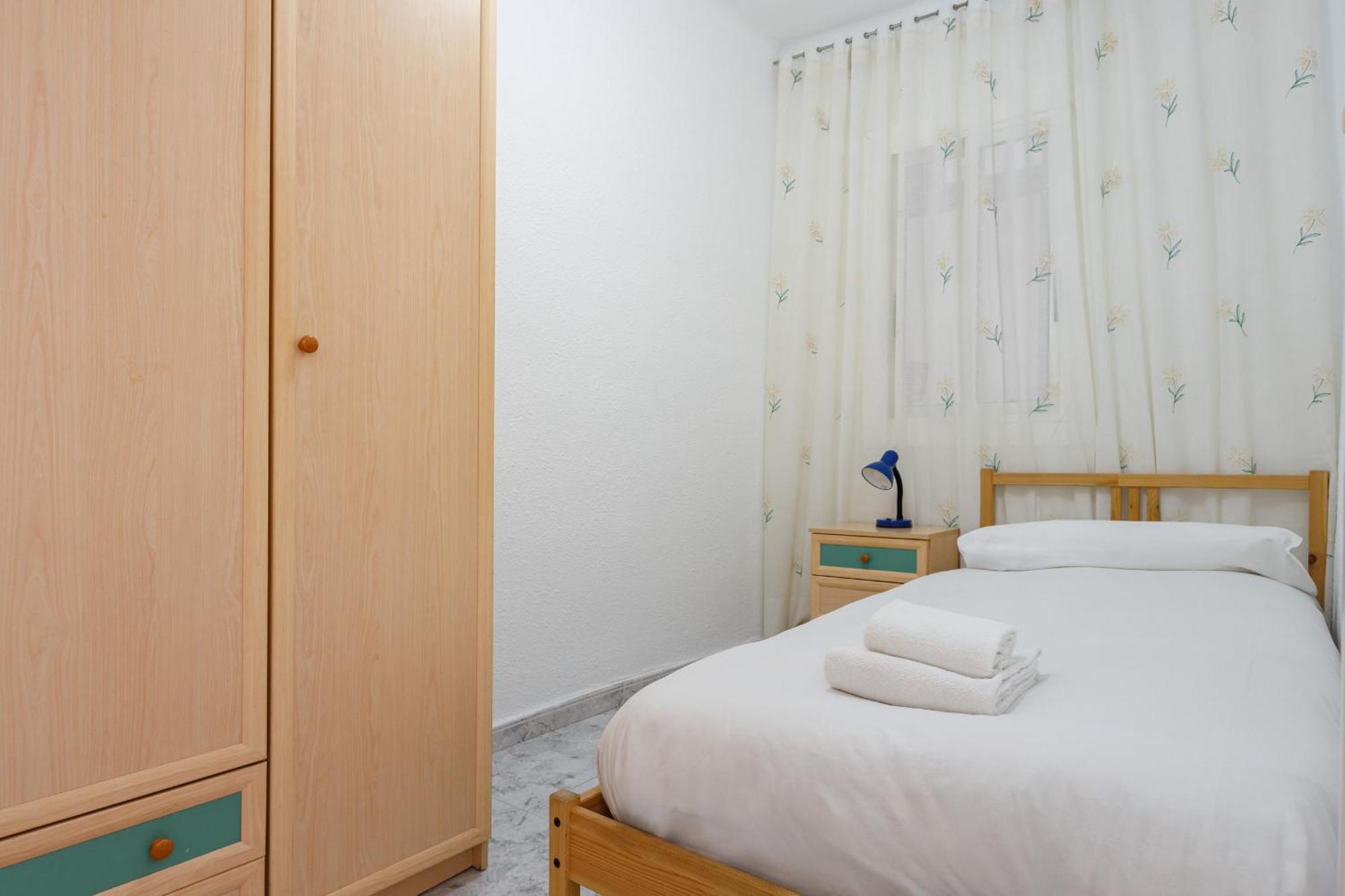 Besos - Bright Apartment Close To Congress & Port Sant Adrià de Besòs Extérieur photo