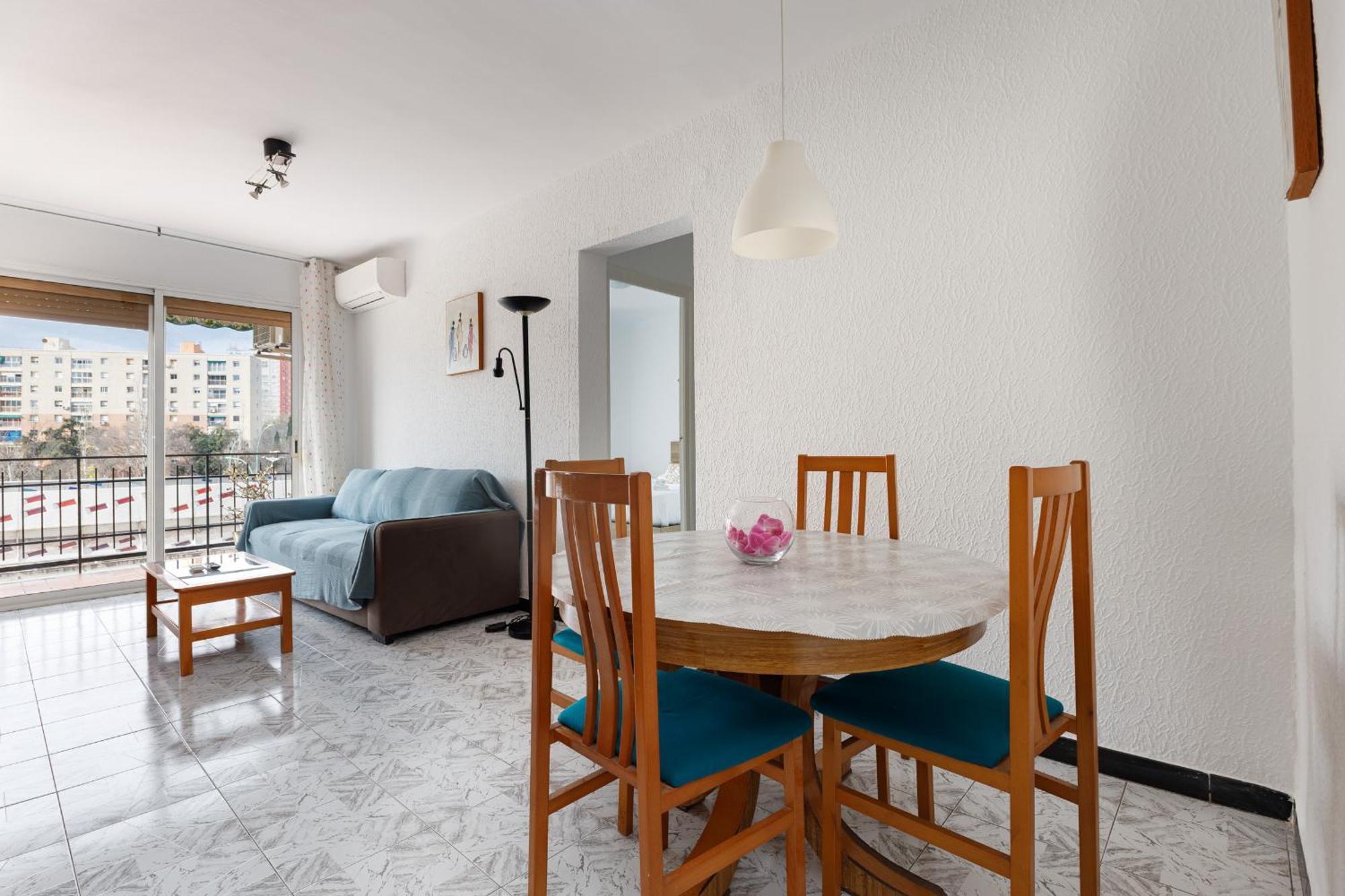 Besos - Bright Apartment Close To Congress & Port Sant Adrià de Besòs Extérieur photo