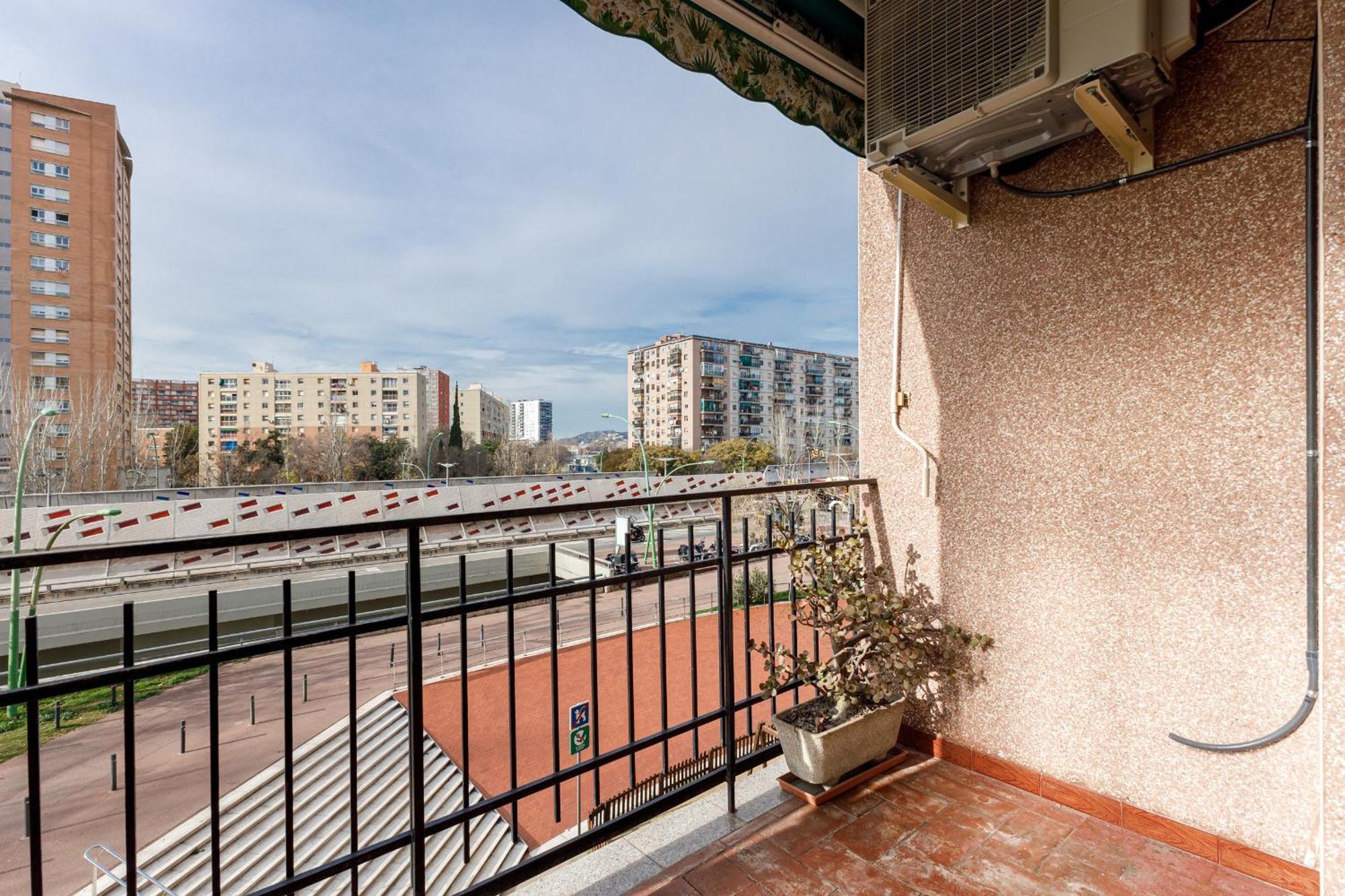 Besos - Bright Apartment Close To Congress & Port Sant Adrià de Besòs Extérieur photo